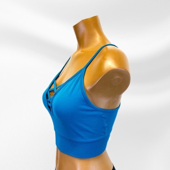 🌸 NO BOUNDARIES || Unlined Strappy Bralette- - Picture 3 of 8